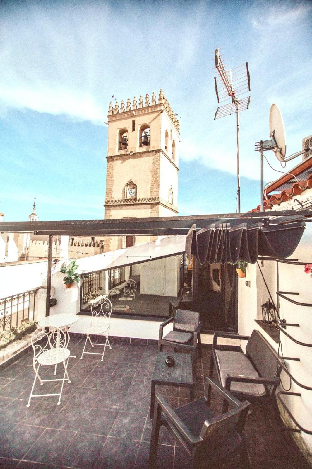 Casa Da Catedral Ramona Apartment บาดาฮอส ภายนอก รูปภาพ
